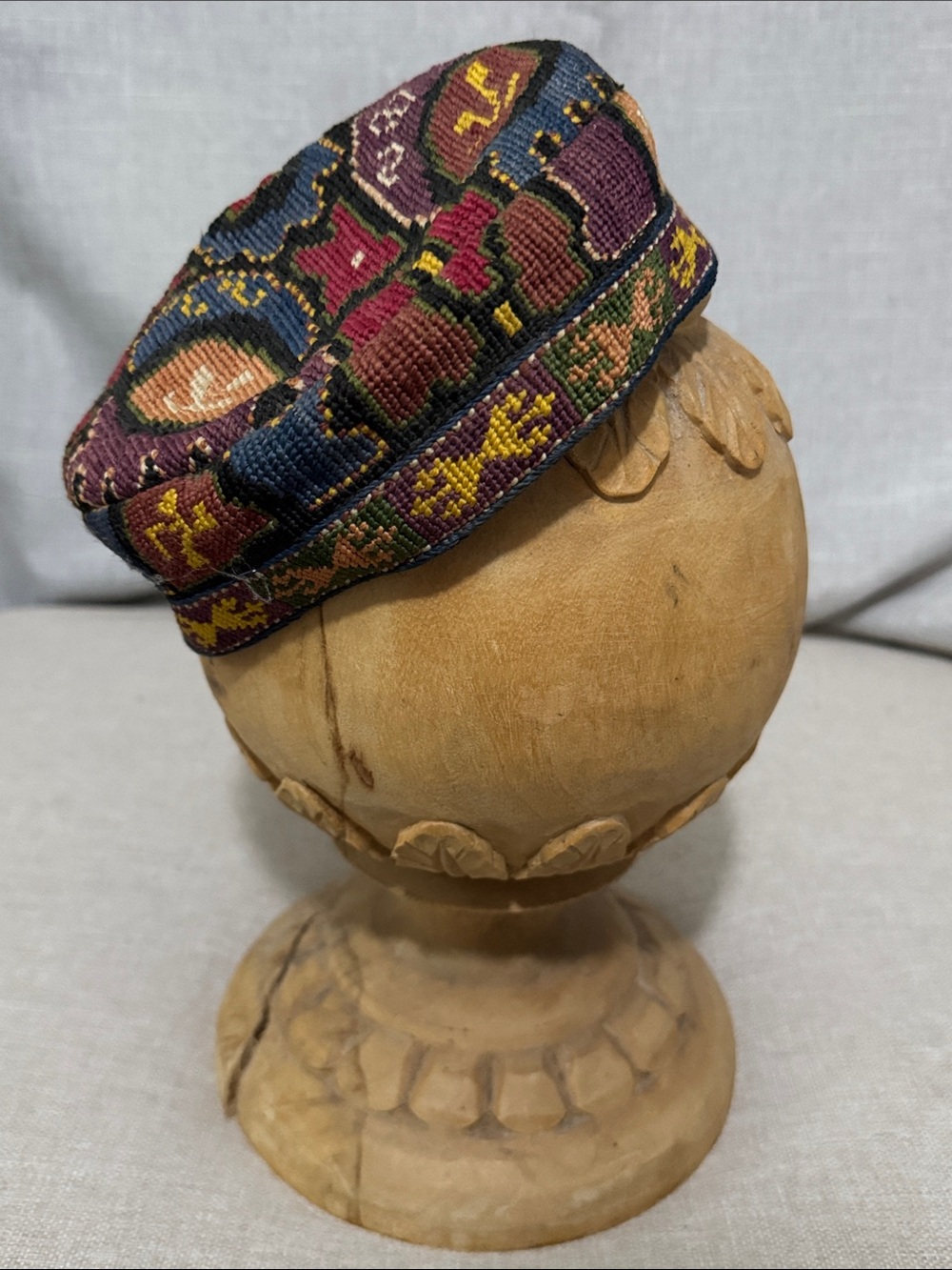 Vintage Uzbek Embroidered/Lined Unisex Skull Cap-Asia-Brightly Colored-EUC - Picture 2 of 9